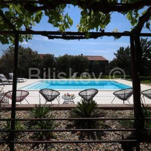 Prodaja, Zadar, luksuzna vila, bazen, vrt, parking