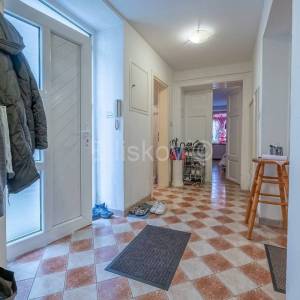 Prodaja, Zagreb, Centar, 3-soban stan, tramvaj zona