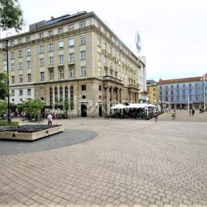 Prodaja, Zagreb, Centar, petorosoban stan, 4.kat, dizalo