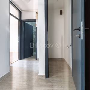 Prodaja, Zagreb, Ravnice, komforan dvosoban stan 63 m2, 2 lifta
