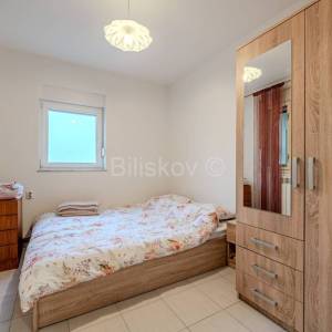 Prodaja, Zagreb, Rudeš, obiteljska kuća s tri apartmana, parking