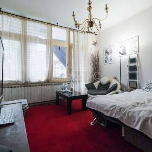 Prodaja, Zagreb, Trešnjevka, dvosoban građanski stan, balkon, 1.kat