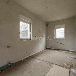 Prodaja,Hrvatski Leskovac,3 troetažna stana,ukupno 334.50 m2, roh bau 