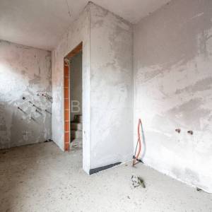 Prodaja,Hrvatski Leskovac,3 troetažna stana,ukupno 334.50 m2, roh bau 