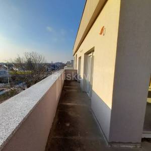 Prodaja,Velika Gorica,6-soban penthouse,lift, garaža 40m2
