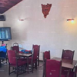 Prodaje se caffe bar pizzerija u Marčani