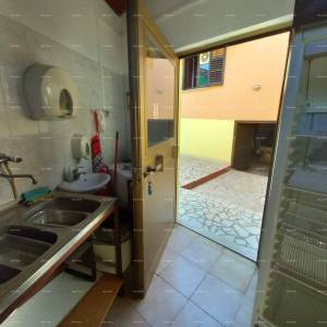 Prodaje se caffe bar pizzerija u Marčani