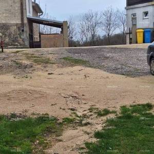 Prodaje se građevinsko i poljoprivredno zemljiste, blizu Žminja