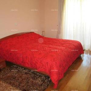 Prodaje se kuća sa 5 apartmana i pogledom na more, Premantura