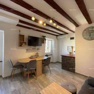 Prodaje se kuća sa apartmanima, Rovinj