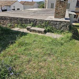 Prodaje se  kuća u izgradnji, 70 m2 blizu Vrsara