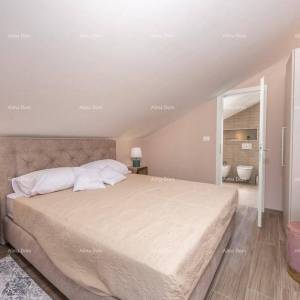 Prodaje se moderna villa sa bazenom, 360 m2, Poreč!