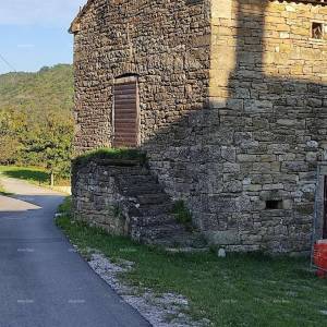 Prodaje se samostojeća kamena kuća, Cerovlje