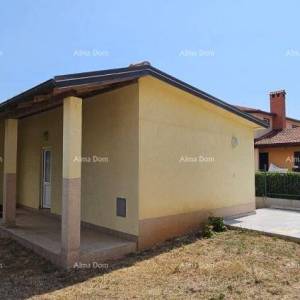 Prodaje se samostojeća kuća, 165 m2, Poreč