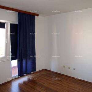 Prodaje se stan, 60m2, Poreč