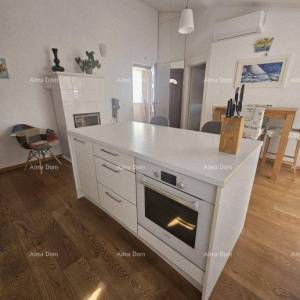 Prodaje se stan 65 m² – Pula, Štinjan