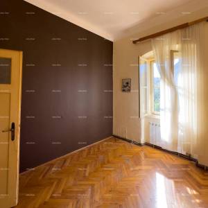 Prodaje se stan, 75 m², Pula – Veruda