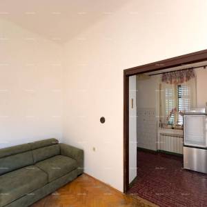 Prodaje se stan, 75 m², Pula – Veruda