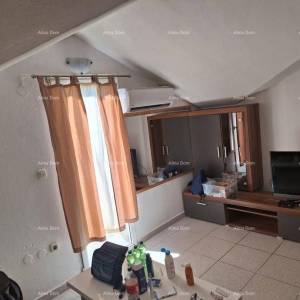 Prodaje se stan površine 104 m² u Rovinju