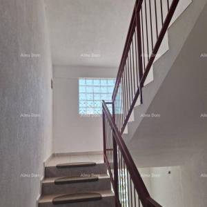 Prodaje se stan površine 104 m² u Rovinju