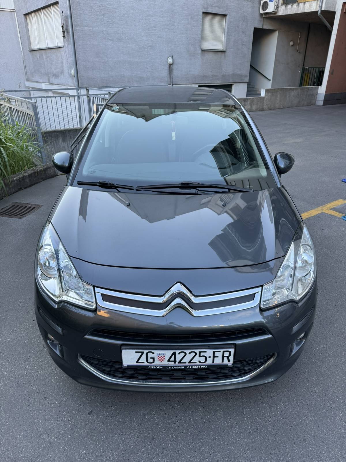 Prodajem Citroen C3, 1.2, 82300km za 6800eura