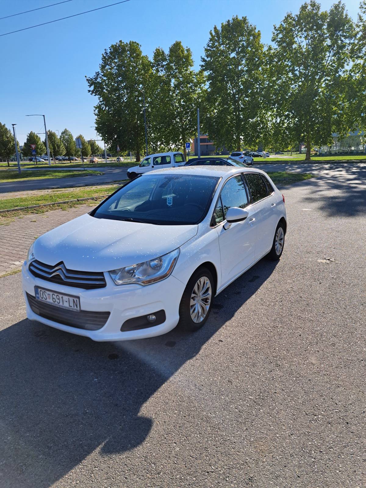 Prodajem Citroën C4 2011 godište registriran do 14.04.2026 godine