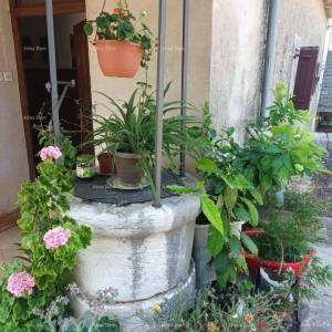Prodajemo autentičnu staru kamenu kuću u mjestu Stranići, Sveti Lovreč.