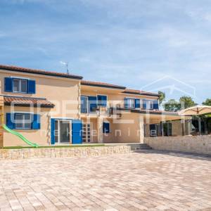 Prostrana moderna vila s bazenom – otok Krk, mir i udobnost na 931 m² zemljišta