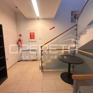 Prostrani poslovni prostor 253 m² – Split, atraktivna lokacija