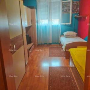 Prostrani stan od 80,56 m², odlična lokacija u Puli!