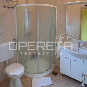 Prvi red do mora, kuća s 4 apartmana, Zatoglav