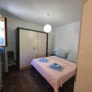 Pula – Kuća sa 2 apartmana.