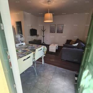 Pula – Kuća sa 2 apartmana.