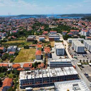 Pula, novi projekt u izgradnji! Višestambena, moderna zgrada s liftom, blizu centra.