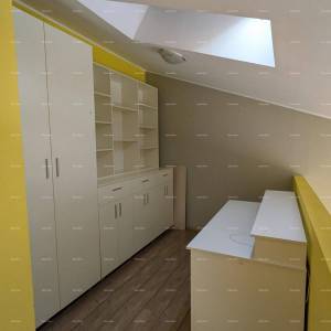 PULA, Prodaje se dvoetažni stan , 70 m²