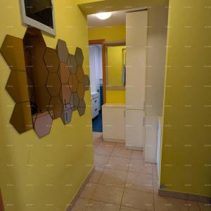PULA, Prodaje se dvoetažni stan , 70 m²