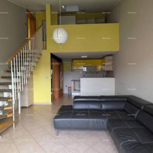 PULA, Prodaje se dvoetažni stan , 70 m²