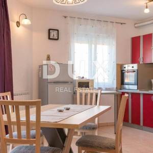 PULA, VALDEBEK - Apartmanska kuća na atraktivnoj lokaciji