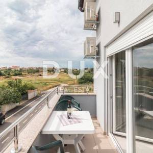 PULA, VALDEBEK - Apartmanska kuća na atraktivnoj lokaciji