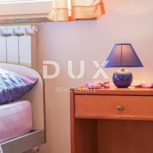 PULA, VALDEBEK - Apartmanska kuća na atraktivnoj lokaciji