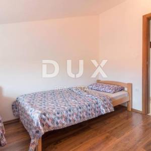 PULA, VALDEBEK - Apartmanska kuća na atraktivnoj lokaciji