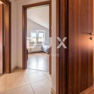 PULA, VALDEBEK - Apartmanska kuća na atraktivnoj lokaciji