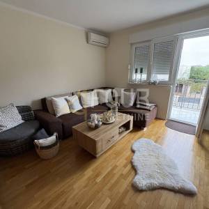 Pula, Valdebek, samostojeća kuća, 105m2
