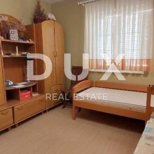 RAB, SUPETARSKA DRAGA - Predivan dvoetažni apartman, 1. red do mora!
