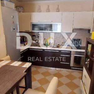 RAB, SUPETARSKA DRAGA - Predivan dvoetažni apartman, 1. red do mora!