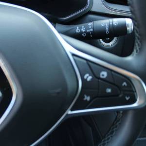 Renault Captur 1.6 E-Tech 160 AUTOMATIK *LED, NAVIGACIJA, KAMERA*