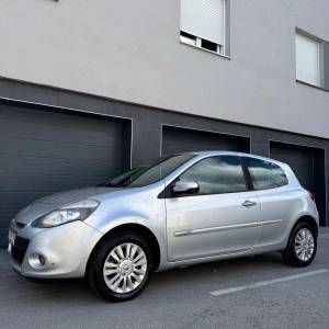RENAULT CLIO /139tkm/prvi vlasnik/HR auto/klima/odličan/