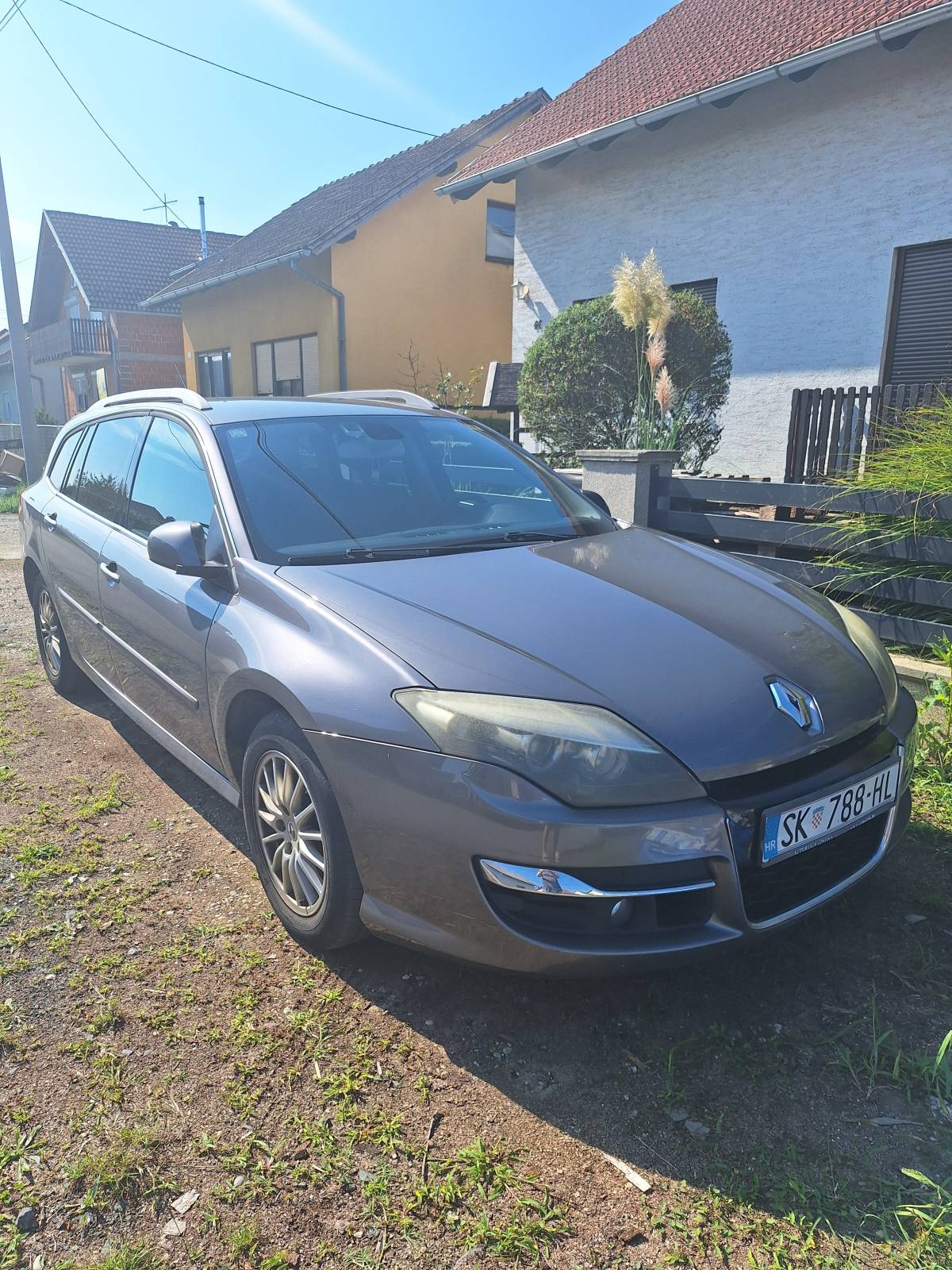 Renault laguna 1.5dCI, 2012. 252000km, 3650e