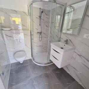 Renovirana kamena kuća s bazenom – mirno selo blizu Svetvinčenta