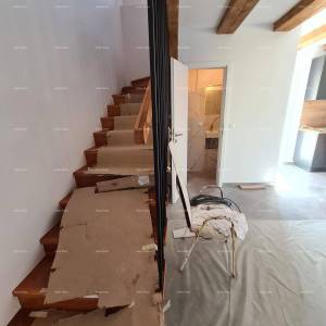 Renovirana kamena kuća s bazenom – mirno selo blizu Svetvinčenta